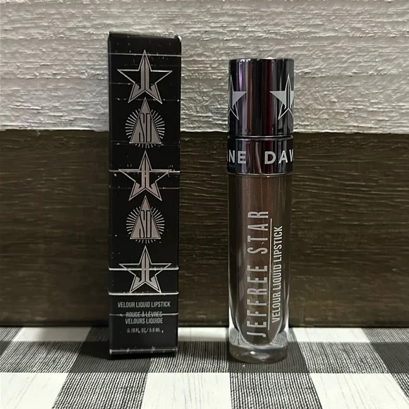 Shane Jeffree Star x Shane Dawson Velour Liquid Lipstick - Picture 3 of 4